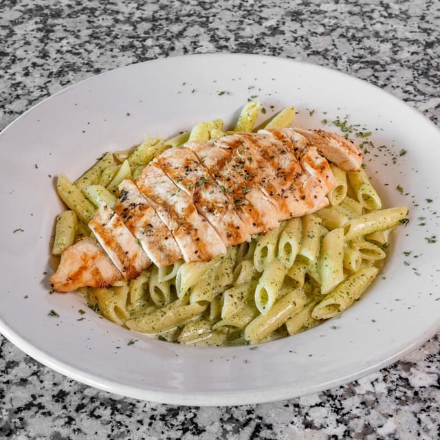 Penne al Pesto.