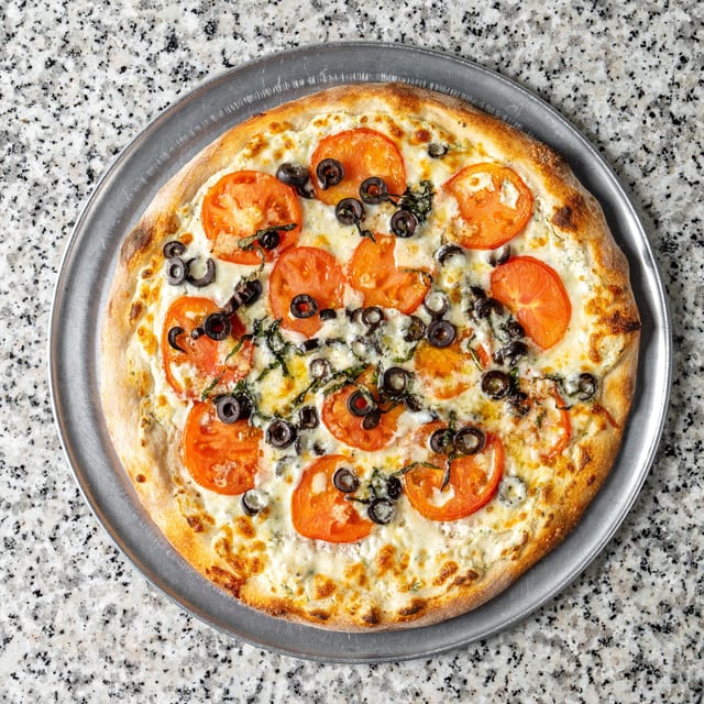 New Yorker Pizza.